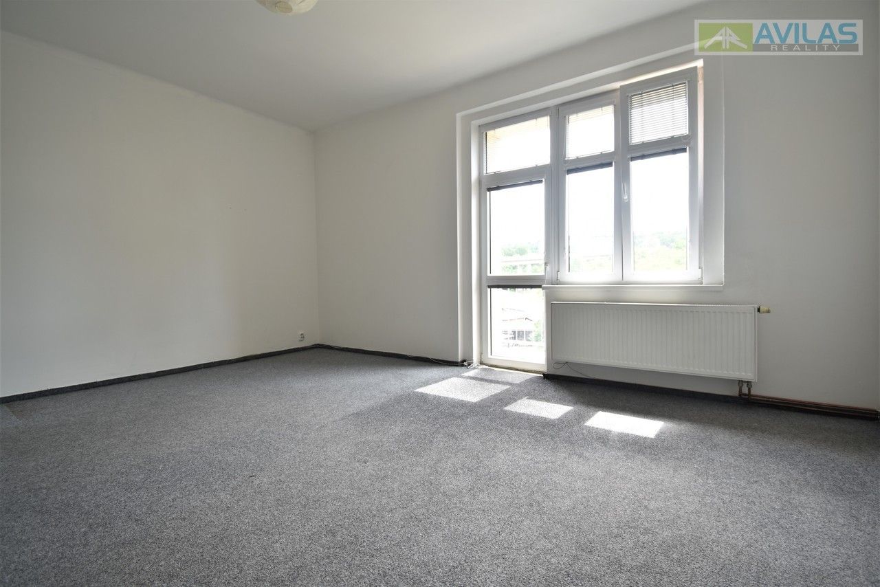 Pronájem bytu 3+1 84 m² - foto 2