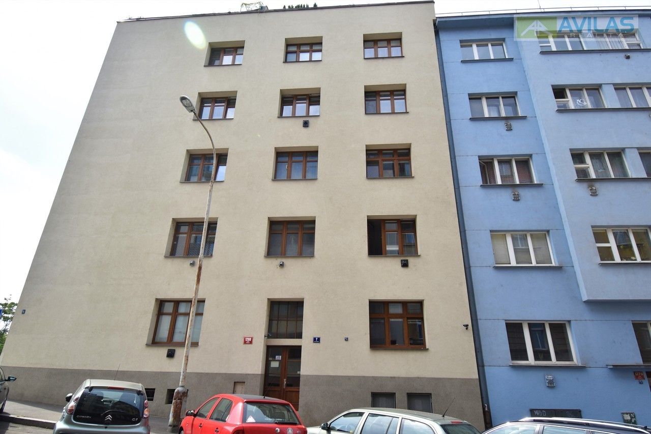 Pronájem bytu 3+1 84 m² - foto 16