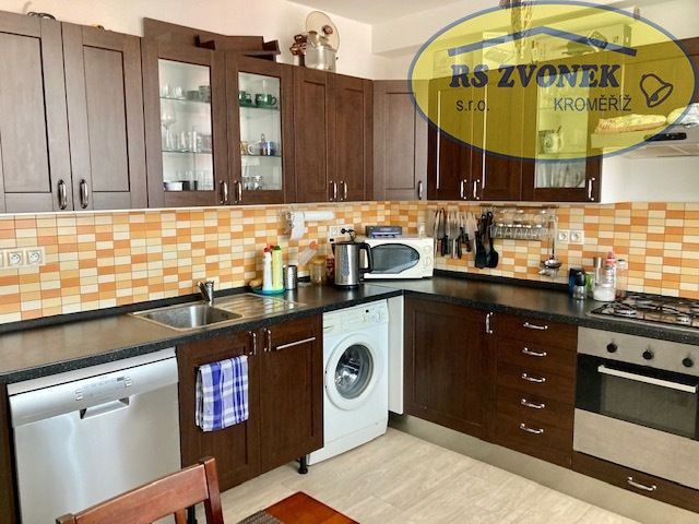Pronájem bytu 2+1 57 m² - foto 2