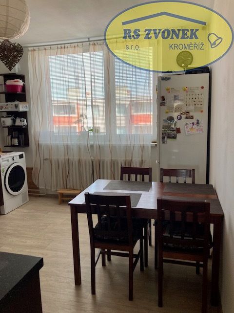 Pronájem bytu 2+1 57 m² - foto 3