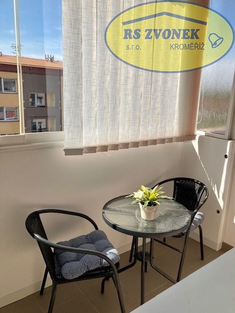 Pronájem bytu 2+1 57 m² - foto 7