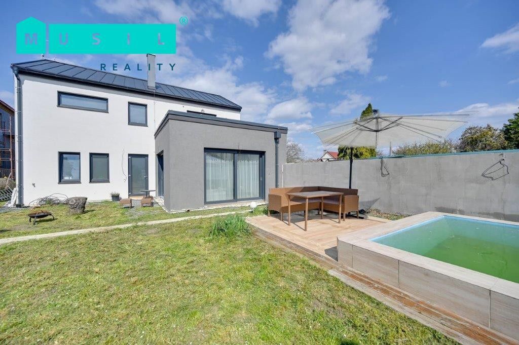 Prodej domu 160 m² - foto 2