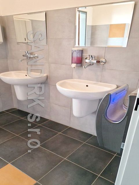 Pronájem komerčního prostoru 1 m² - foto 5