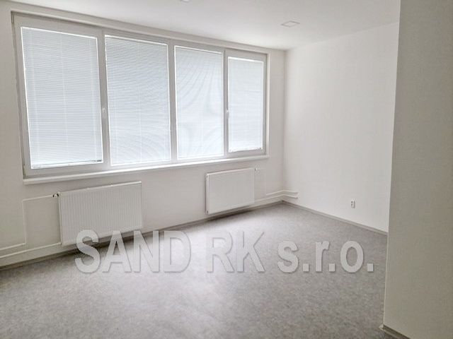 Pronájem komerčního prostoru 1 m² - foto 8