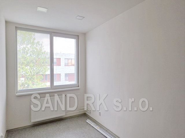 Pronájem komerčního prostoru 1 m² - foto 13