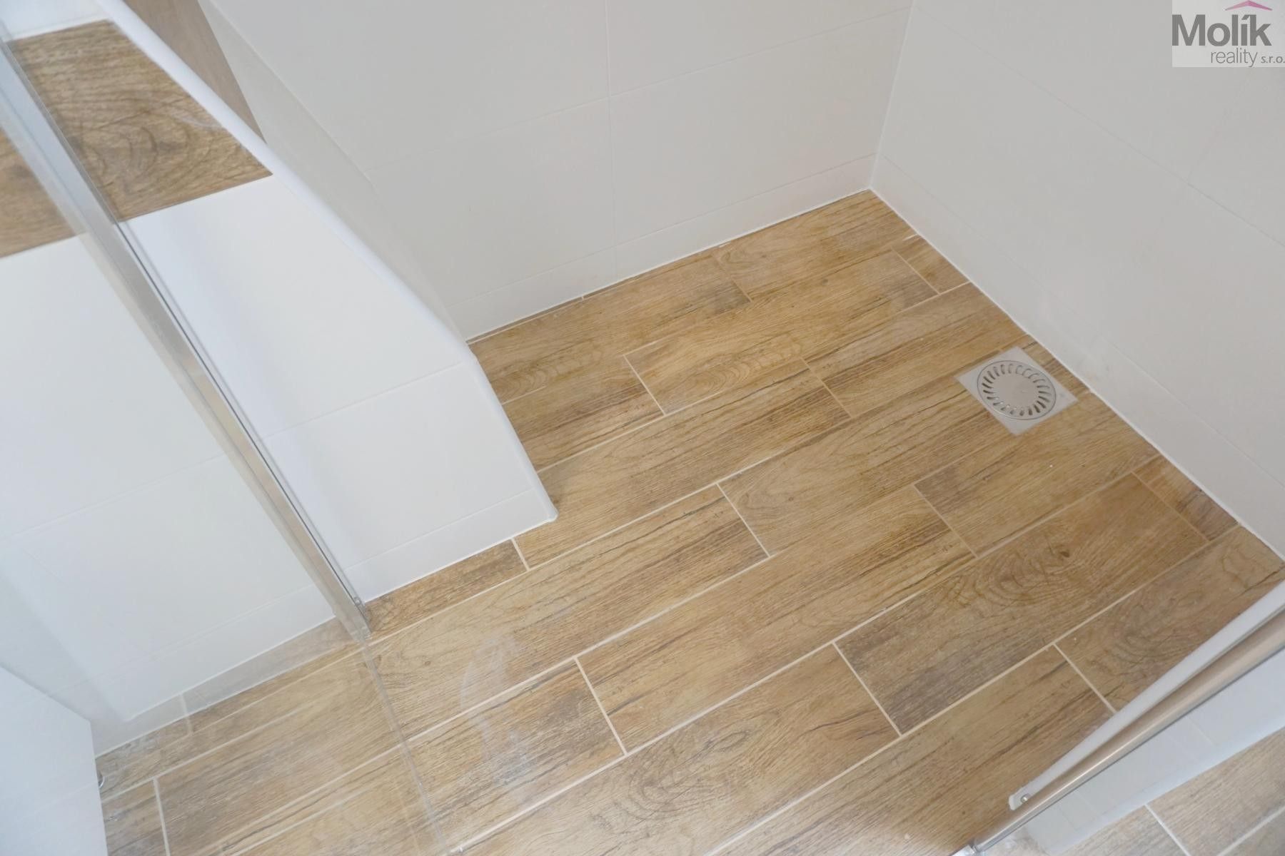 Pronájem bytu 3+kk 75 m² - foto 16