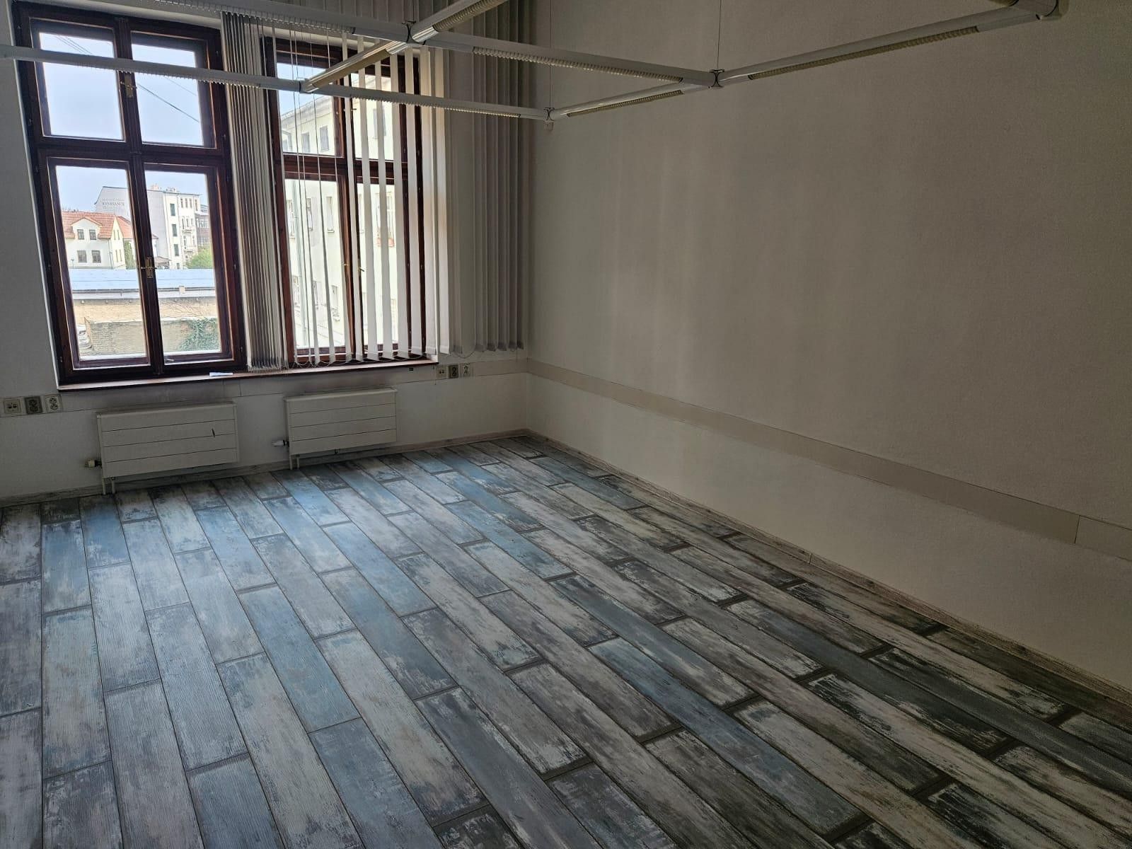 Pronájem komerčního prostoru 19 m² - foto 1
