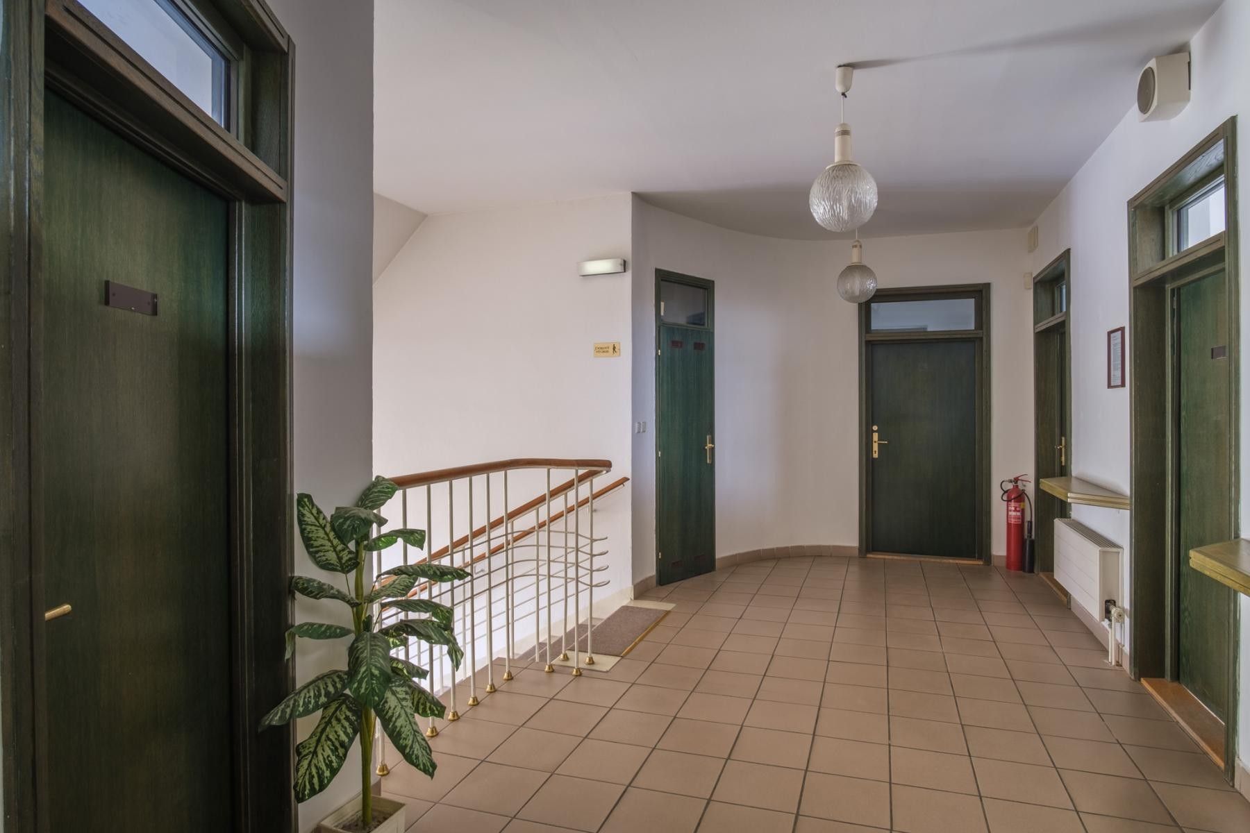 Pronájem komerčního prostoru 19 m² - foto 5