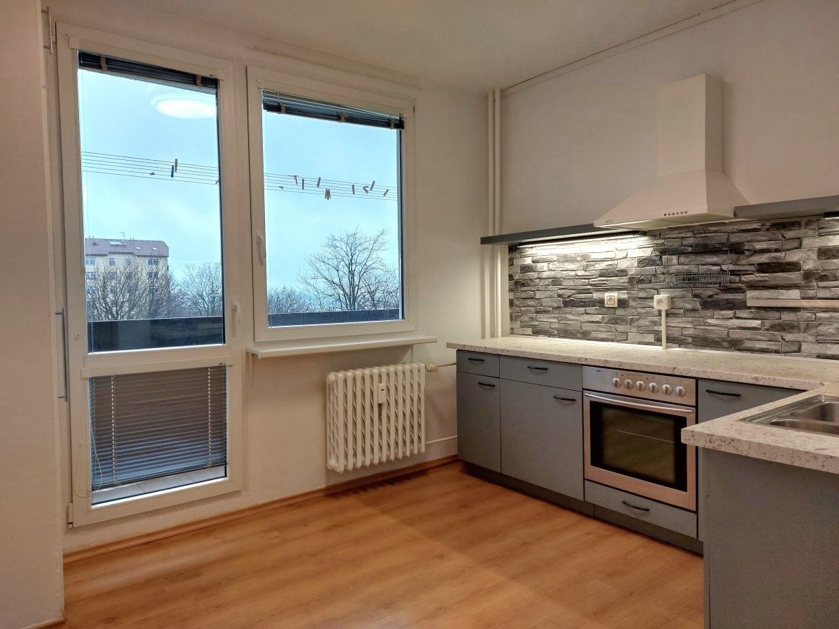 Pronájem bytu 3+1 71 m² - foto 10