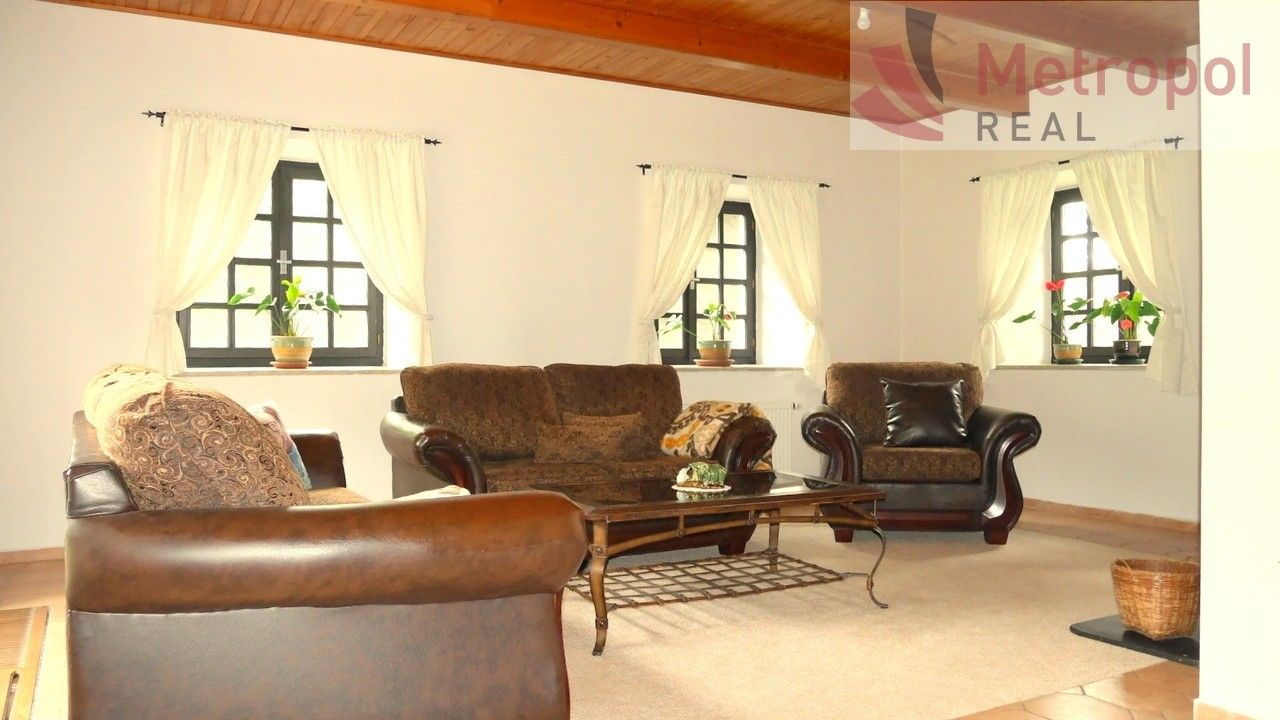 Prodej nemovitosti 360 m² - foto 3