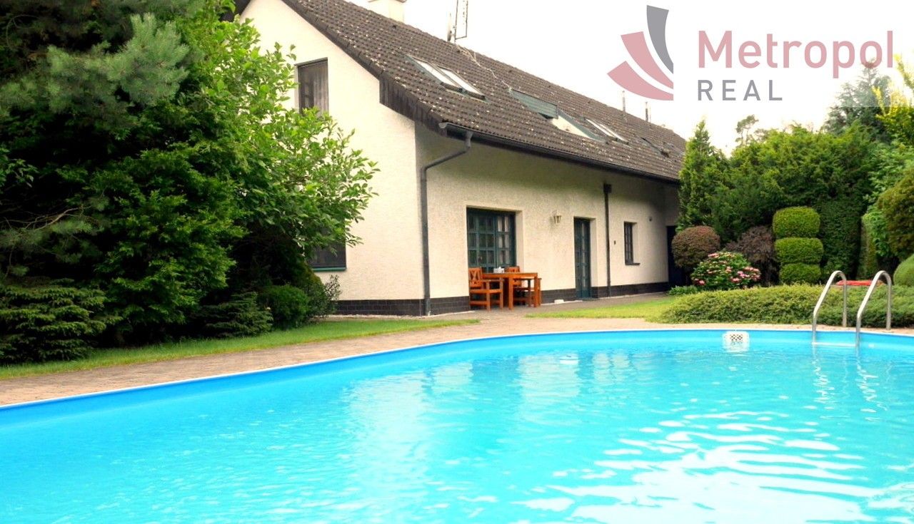Prodej nemovitosti 360 m² - foto 1