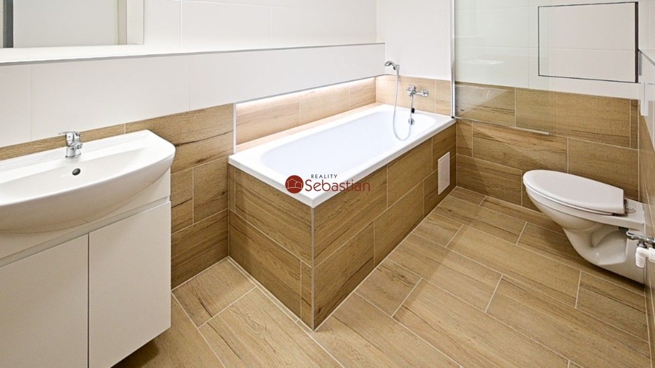 Pronájem bytu 2+1 48 m² - foto 4
