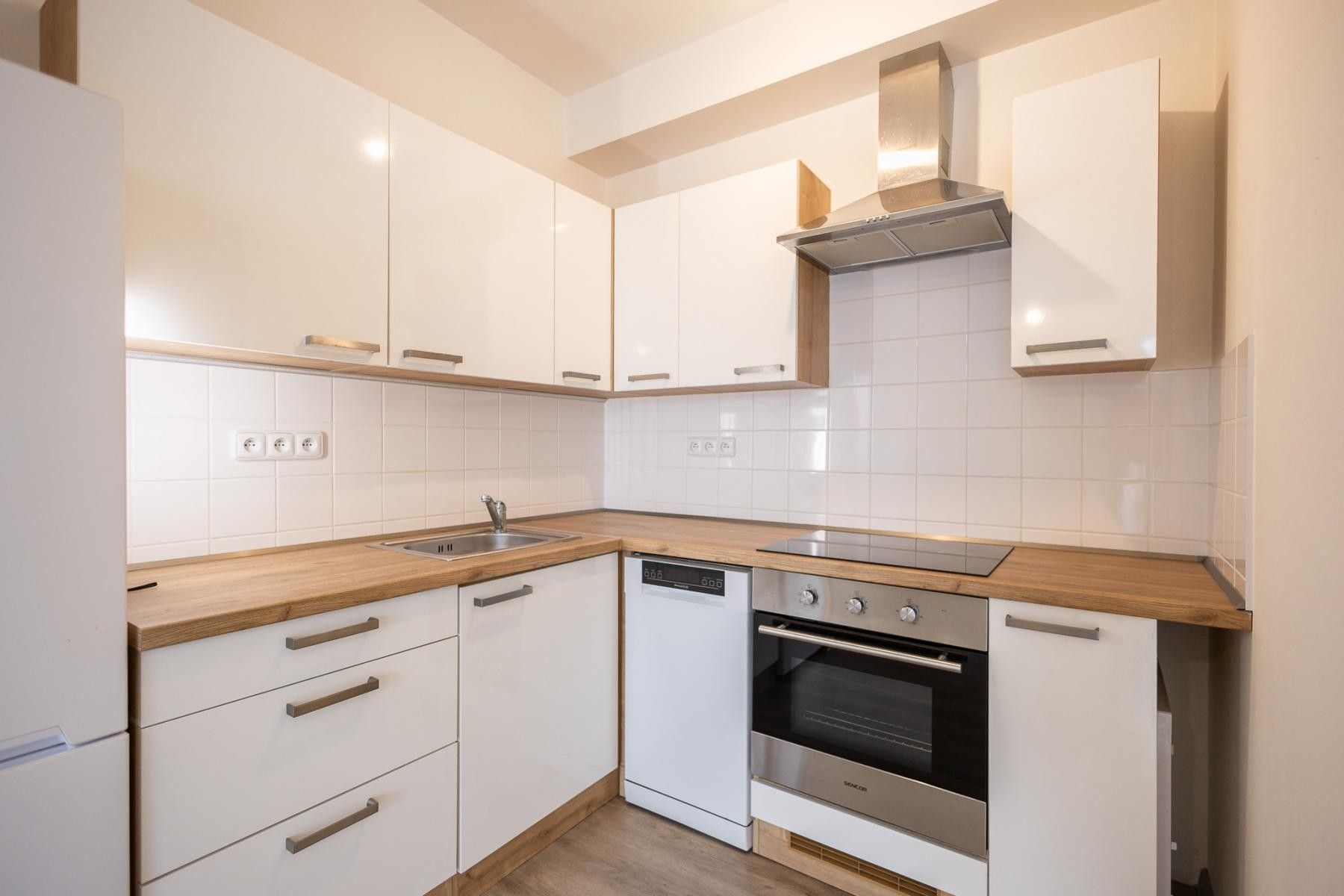 Pronájem bytu 2+kk 49 m² - foto 3