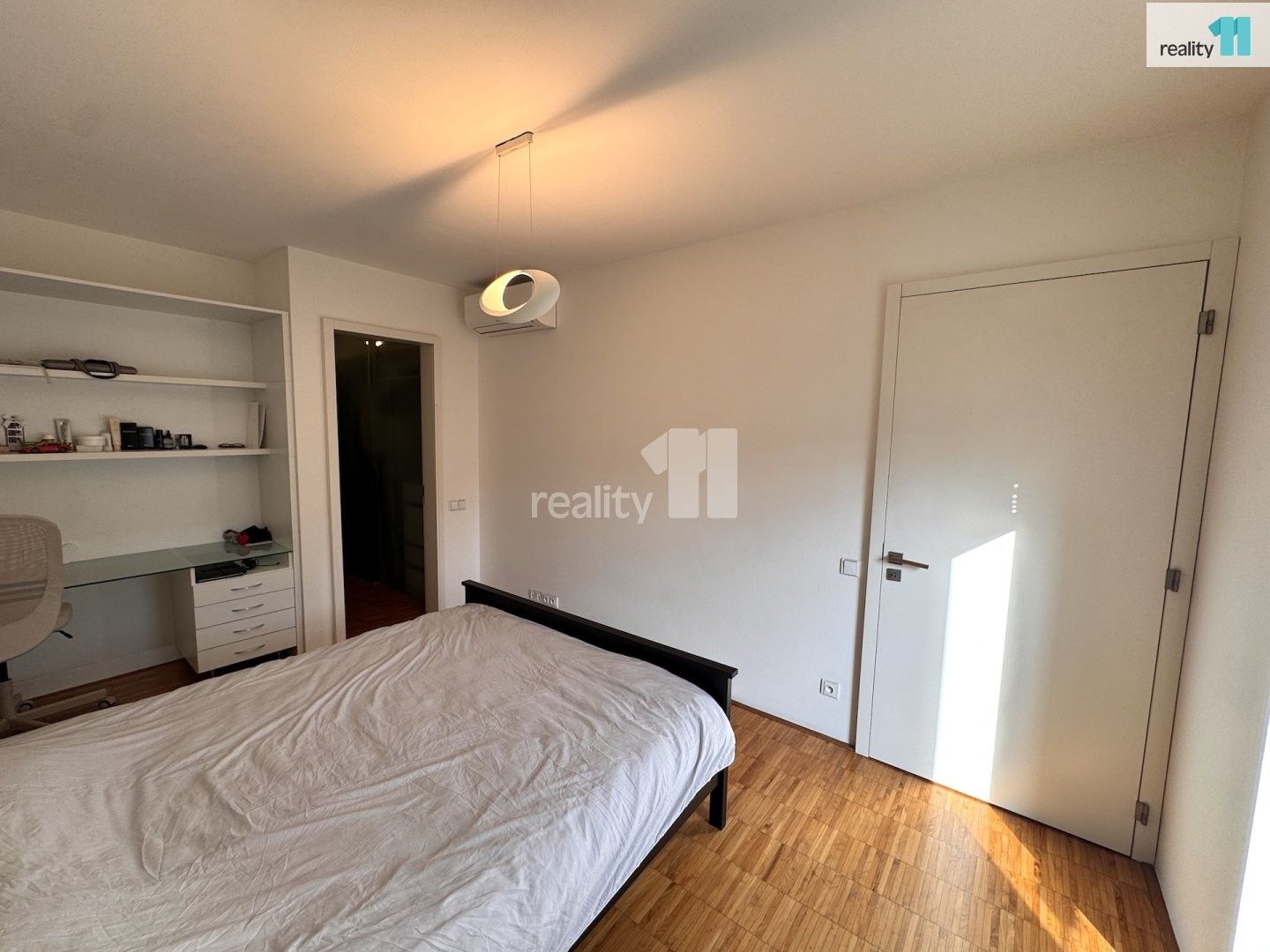 Pronájem bytu 2+kk 66 m² - foto 10
