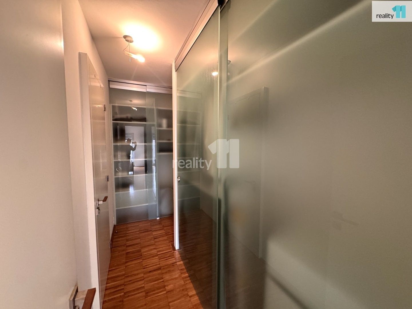 Pronájem bytu 2+kk 66 m² - foto 12