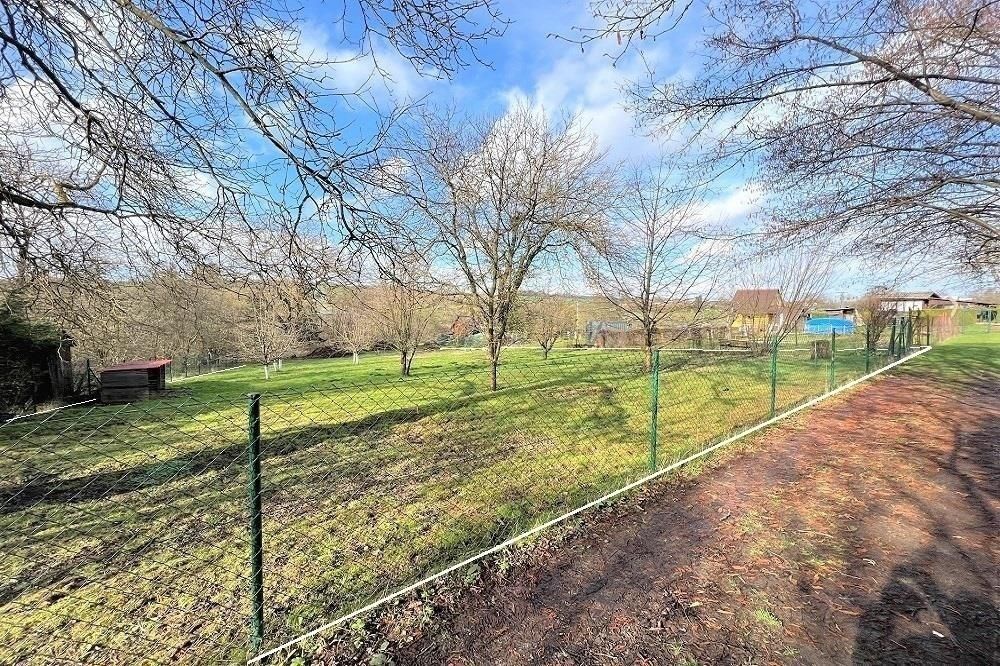 Prodej pozemku 1322 m² - foto 1