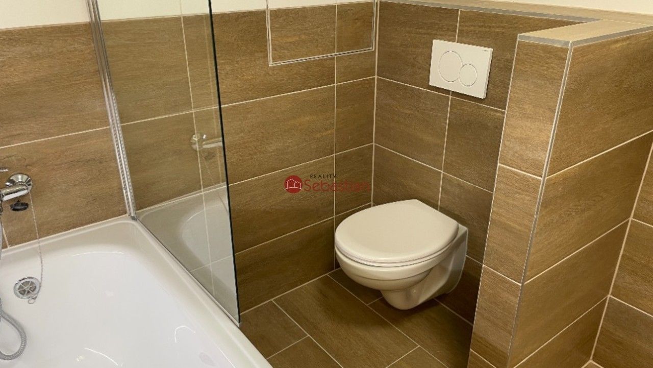 Pronájem bytu 2+1 59 m² - foto 6