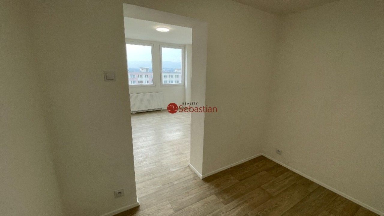 Pronájem bytu 1+1 41 m² - foto 6