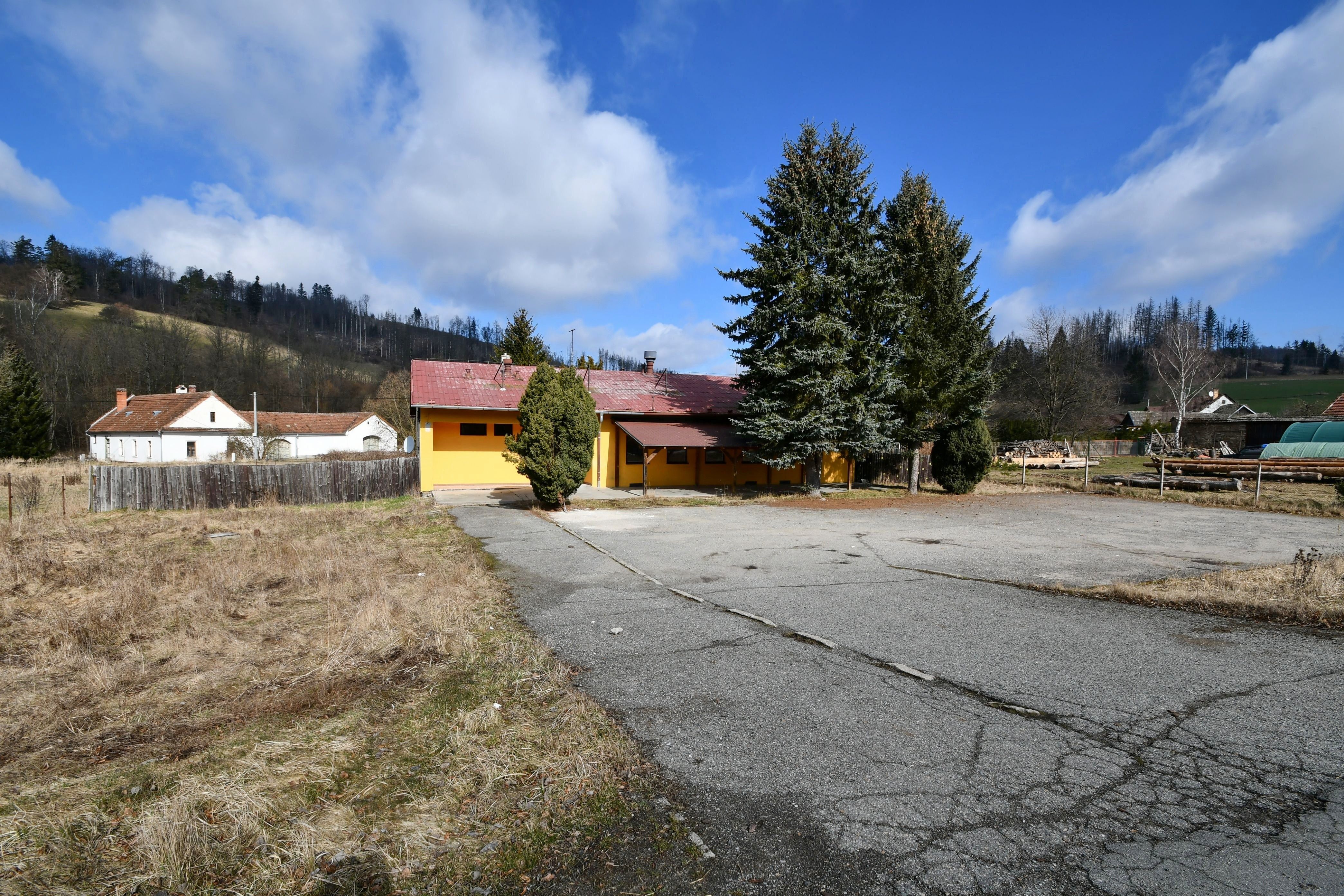 Prodej komerčního prostoru 1415 m² - foto 5