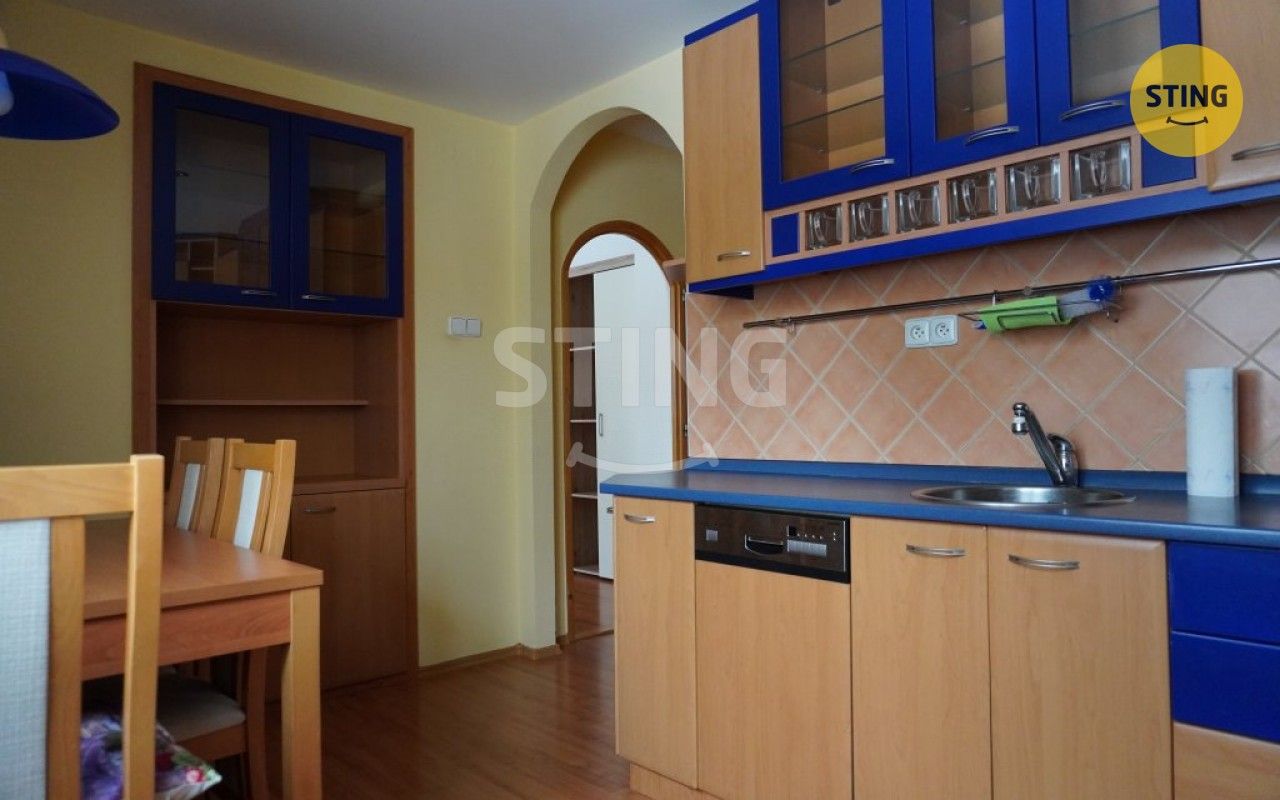 Pronájem bytu 2+1 56 m² - foto 2