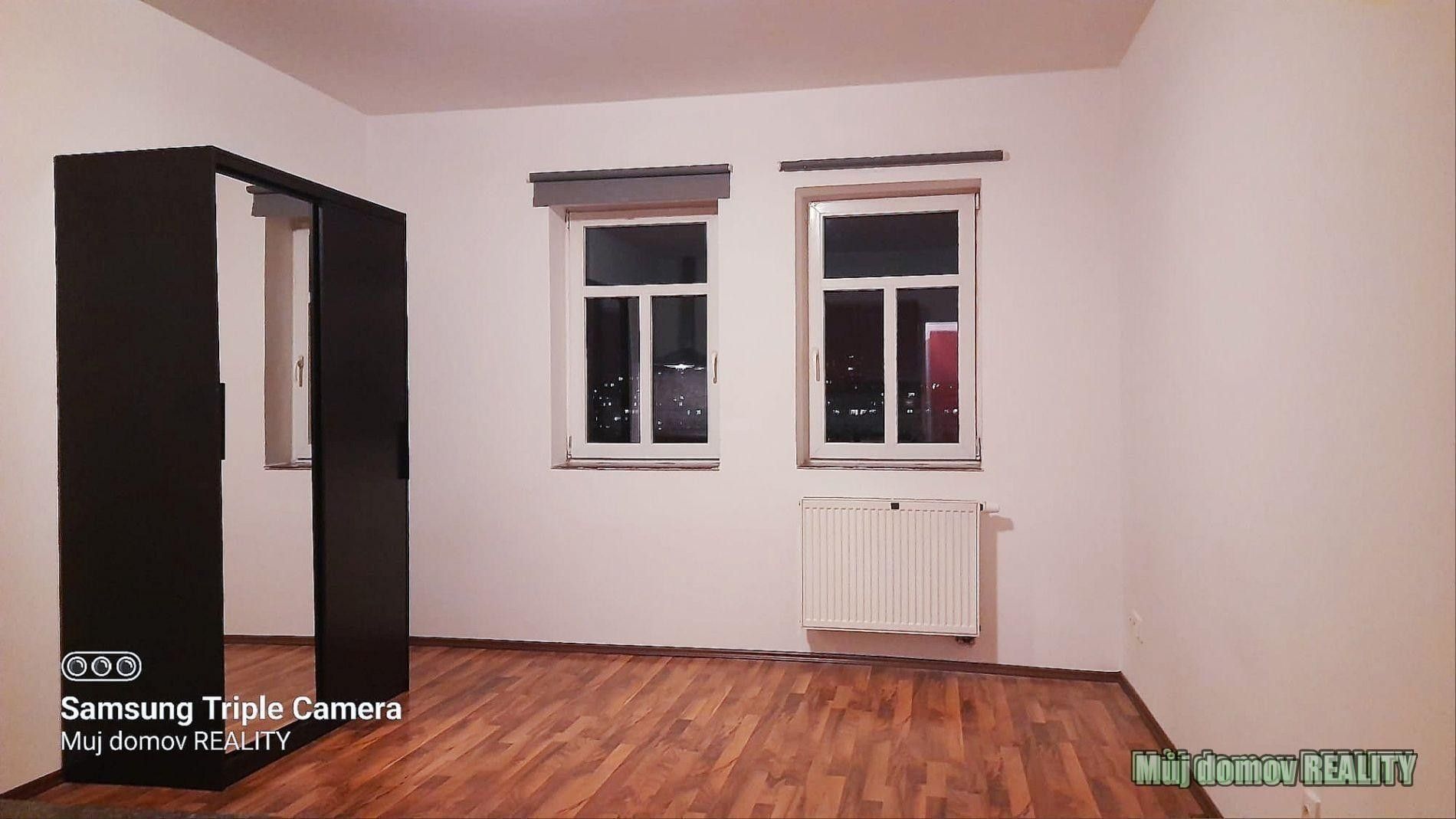 Pronájem bytu 1+kk 22 m² - foto 5