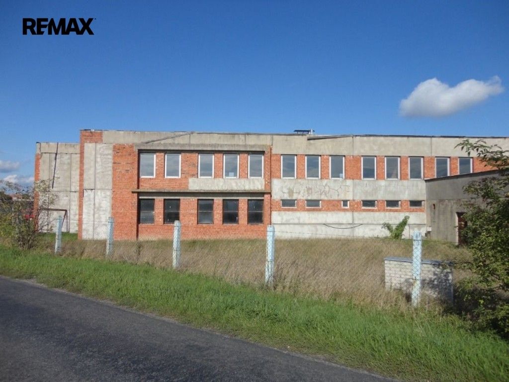 Prodej komerčního prostoru 1600 m² - foto 2