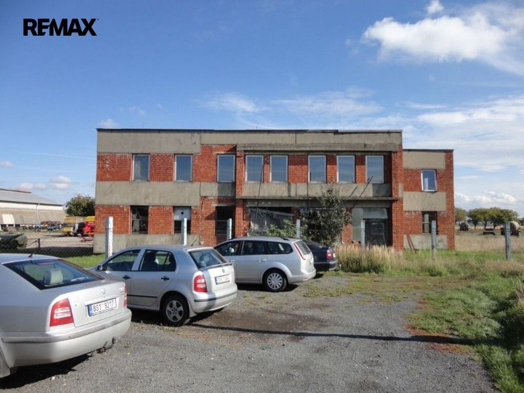 Prodej komerčního prostoru 1600 m² - foto 5