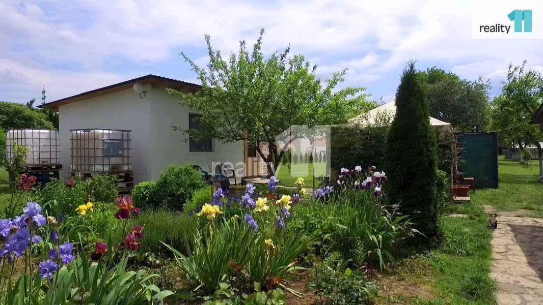 Prodej pozemku 2136 m² - foto 2