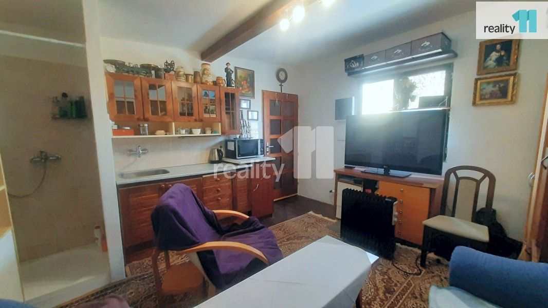 Prodej pozemku 2136 m² - foto 7