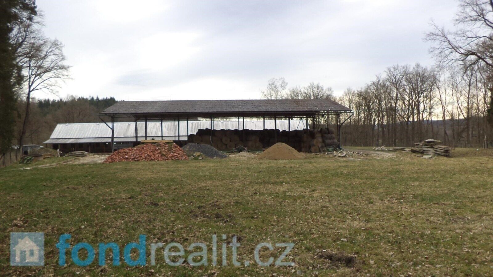 Prodej nemovitosti 2276 m² - foto 3