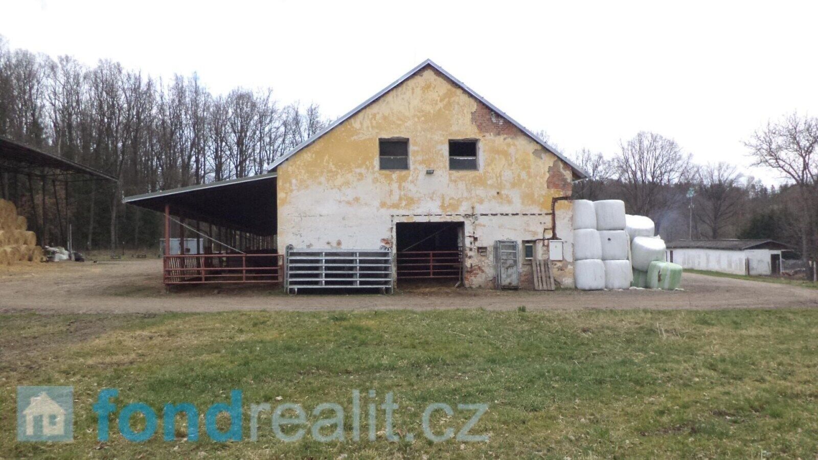 Prodej nemovitosti 2276 m² - foto 10