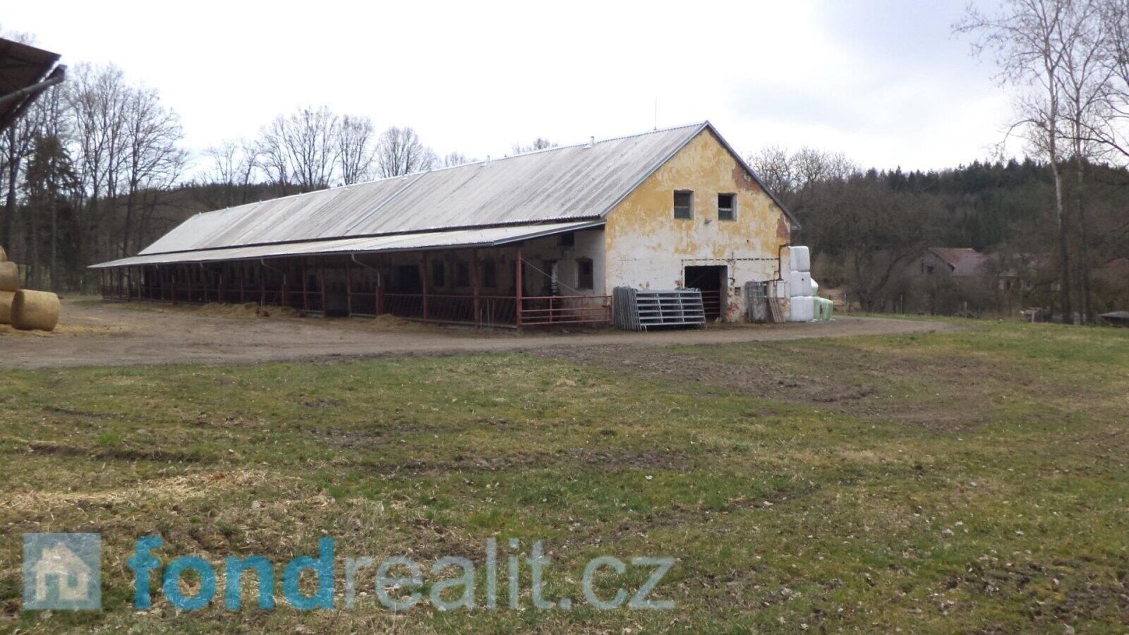 Prodej nemovitosti 2276 m² - foto 9