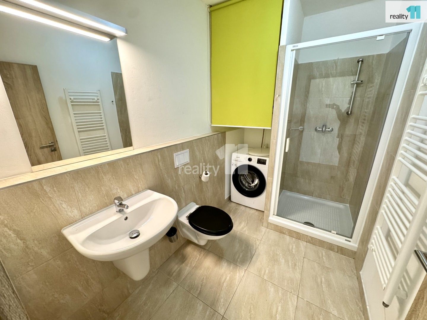 Pronájem bytu 3+kk 77 m² - foto 9