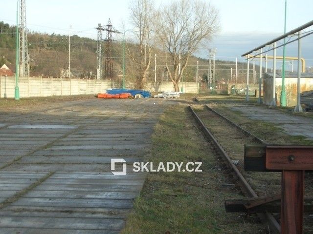 Pronájem komerčního prostoru 875 m² - foto 8