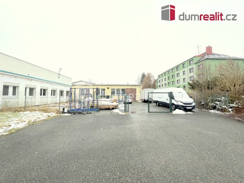 Pronájem komerčního prostoru 913 m² - foto 7