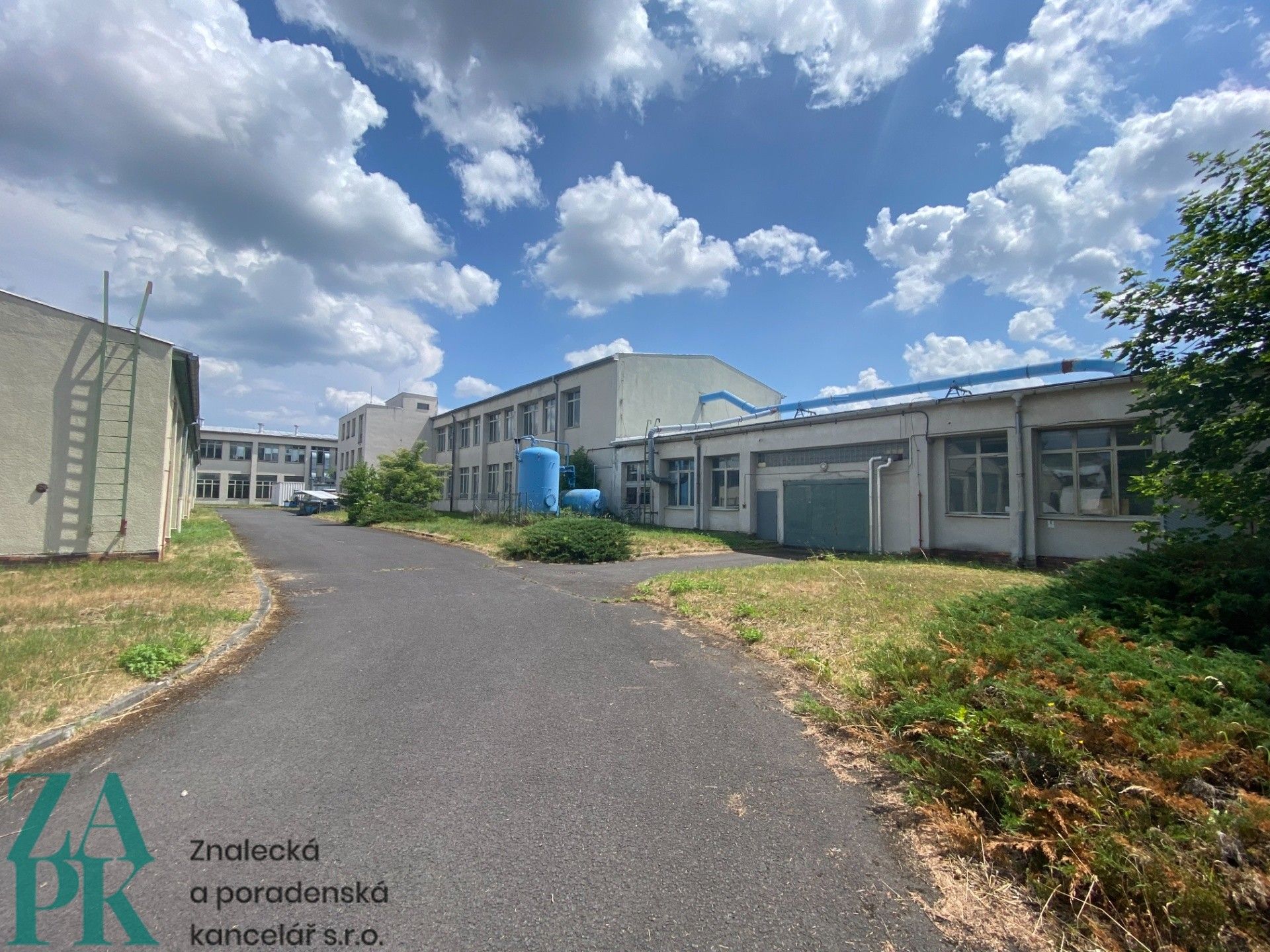 Pronájem komerčního prostoru 1000 m² - foto 8