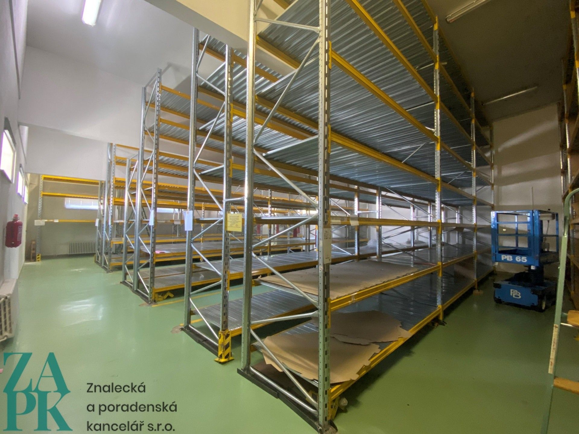 Pronájem komerčního prostoru 1000 m² - foto 16
