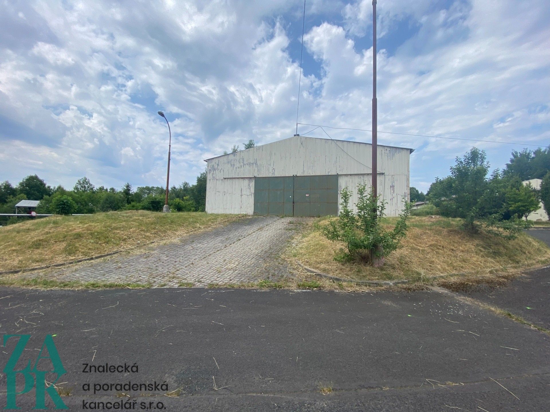 Pronájem komerčního prostoru 1000 m² - foto 14