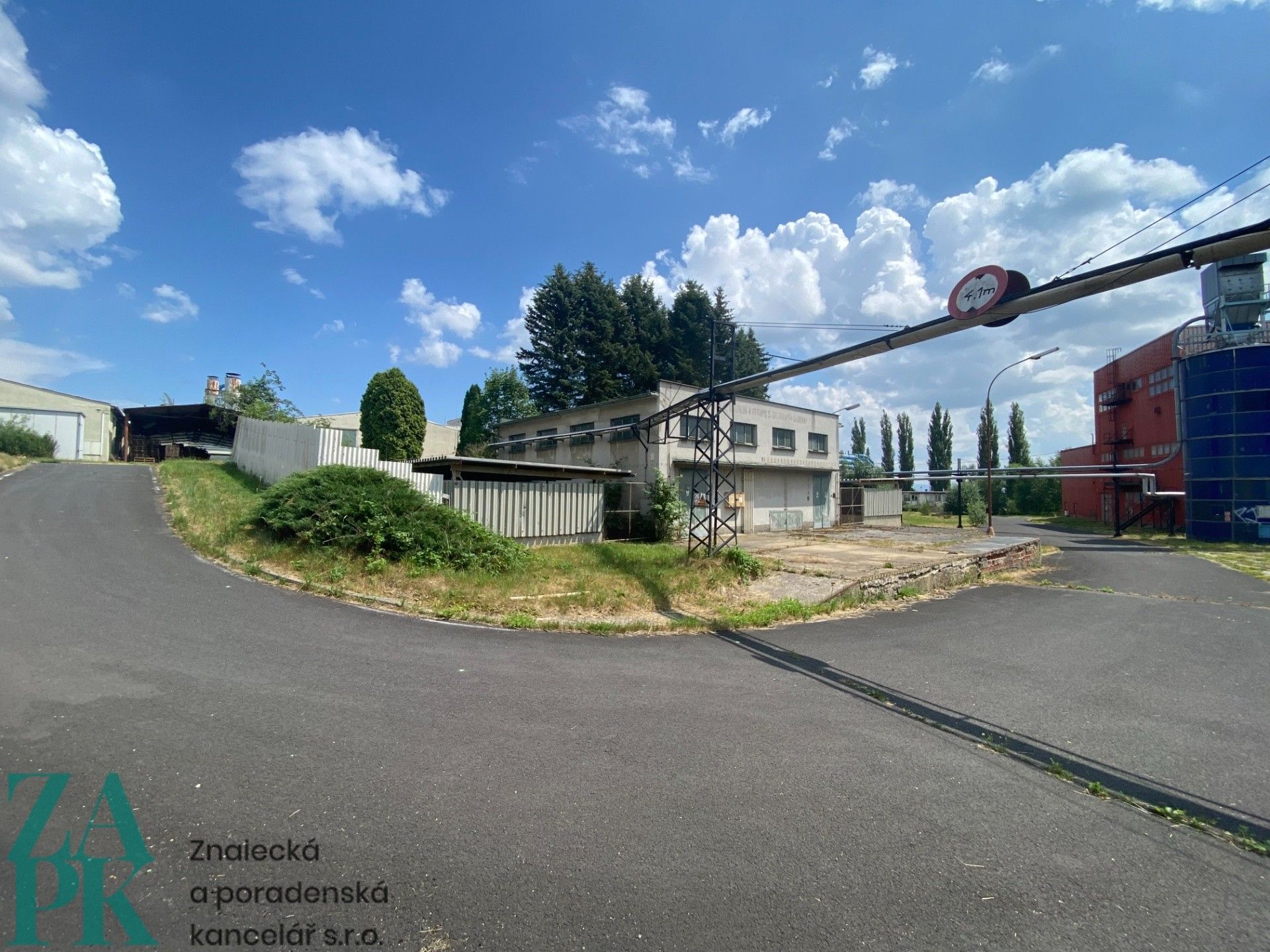 Pronájem komerčního prostoru 1000 m² - foto 12