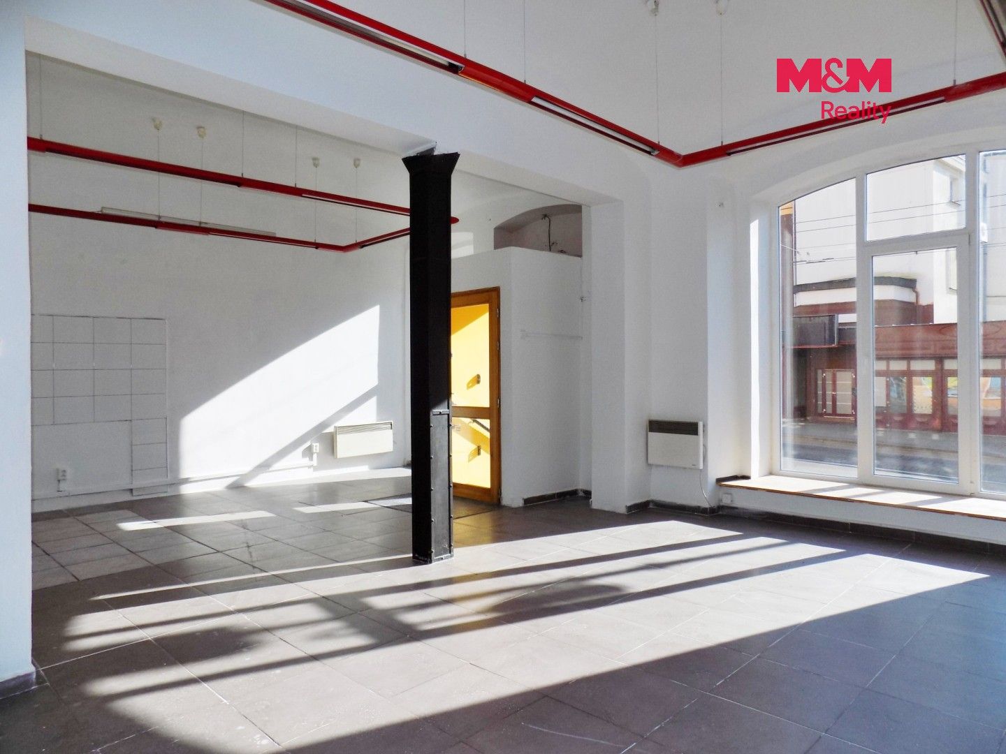 Pronájem komerčního prostoru 68 m² - foto 2