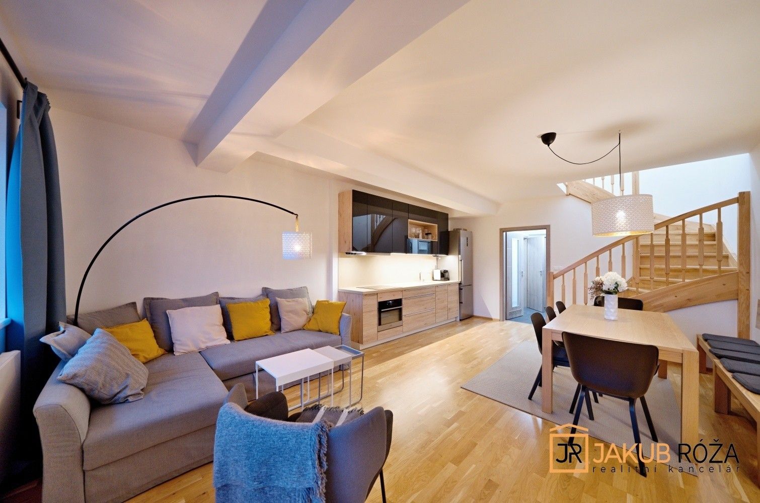 Prodej bytu 3+kk 89 m² - foto 2