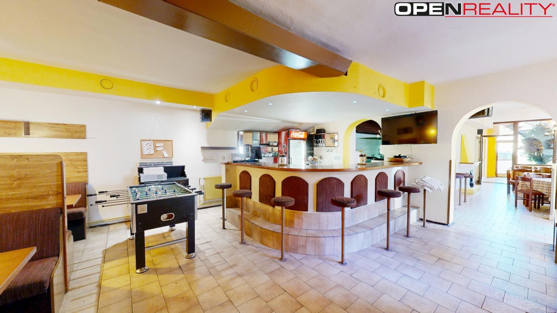 Pronájem komerčního prostoru 800 m² - foto 15