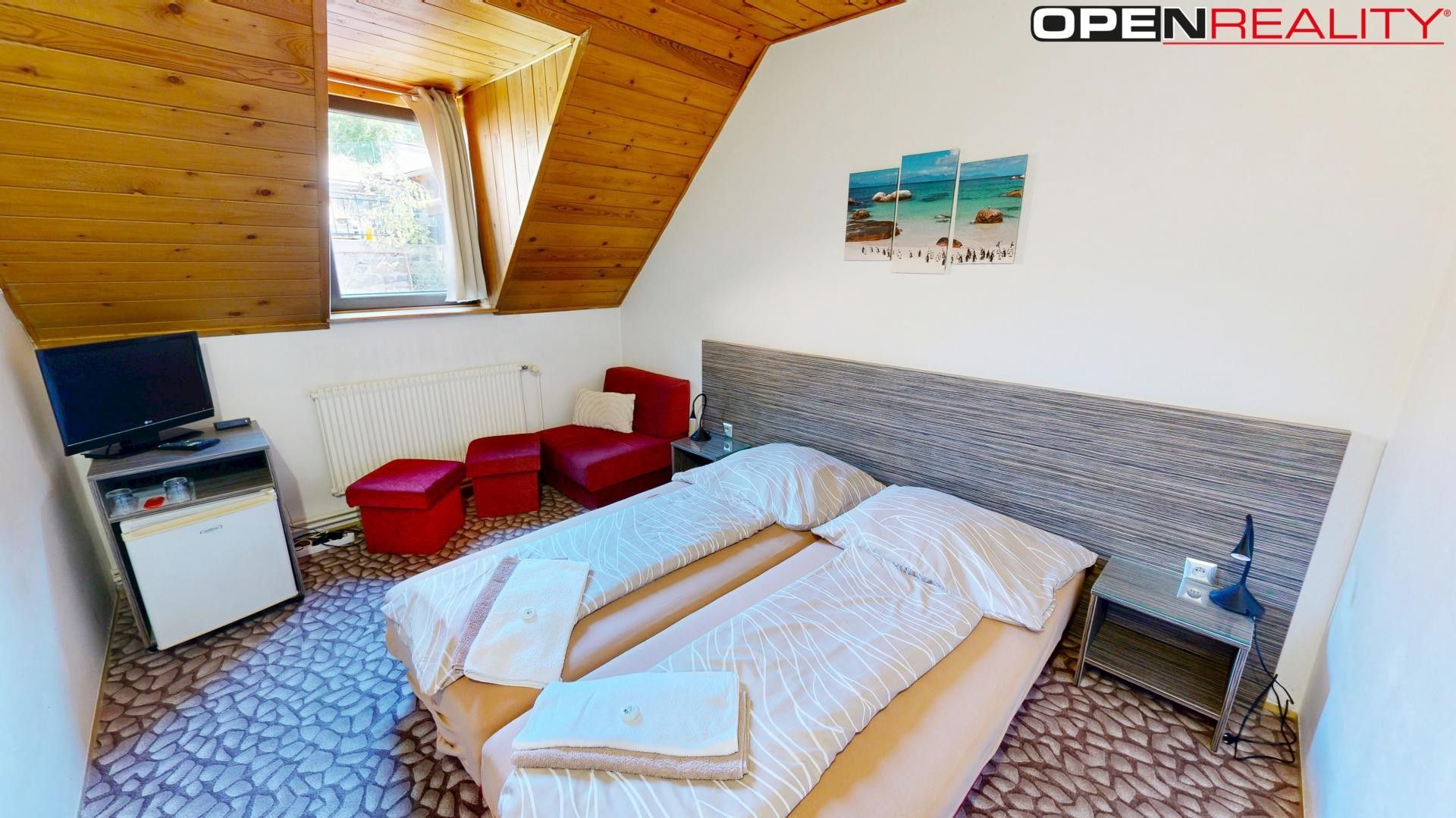 Pronájem komerčního prostoru 800 m² - foto 32