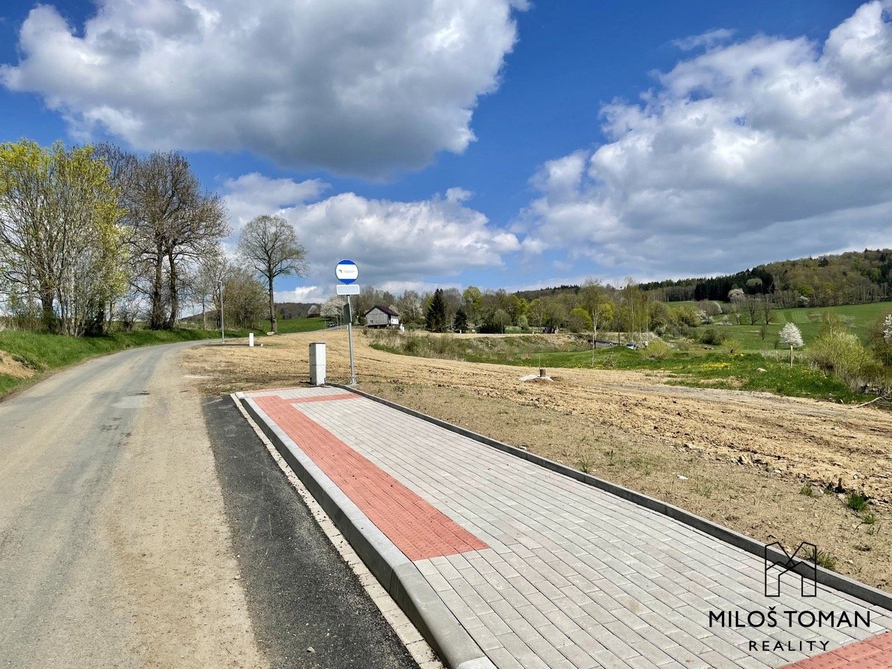 Prodej pozemku 2044 m² - foto 3