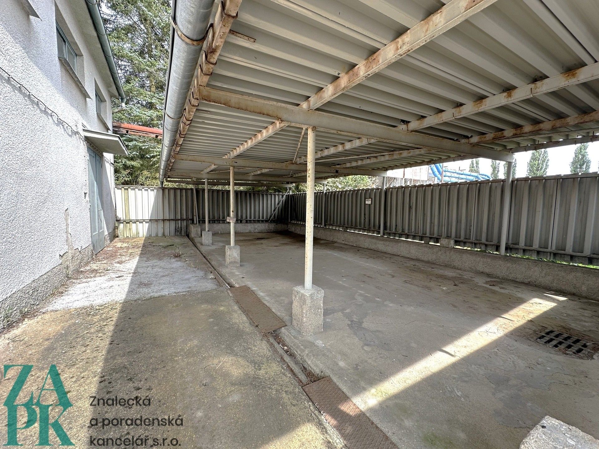 Pronájem komerčního prostoru 350 m² - foto 2