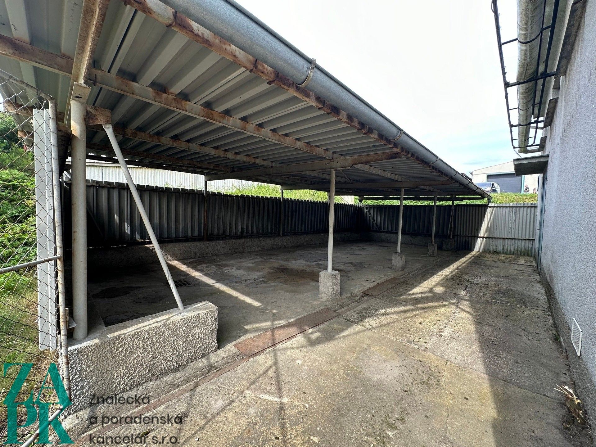Pronájem komerčního prostoru 350 m² - foto 12