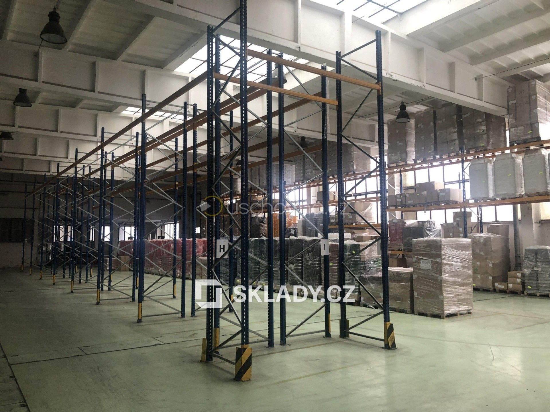 Pronájem komerčního prostoru 1150 m² - foto 4