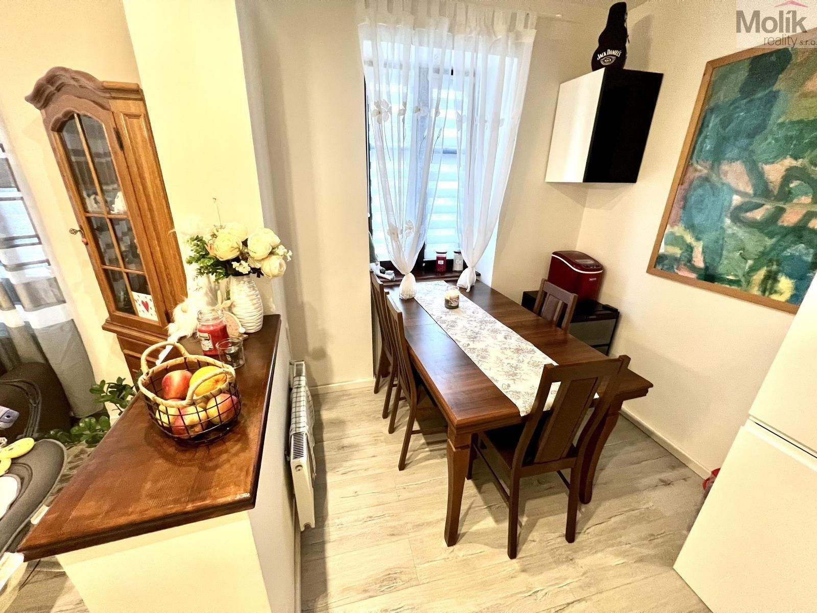 Prodej nemovitosti 200 m² - foto 7