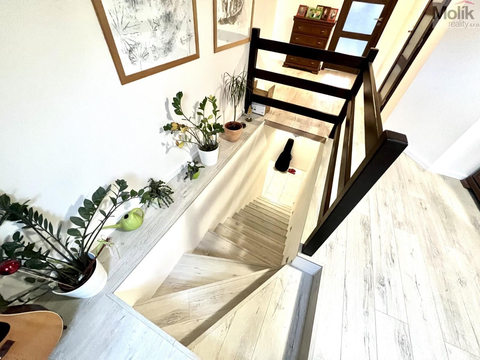 Prodej nemovitosti 200 m² - foto 17