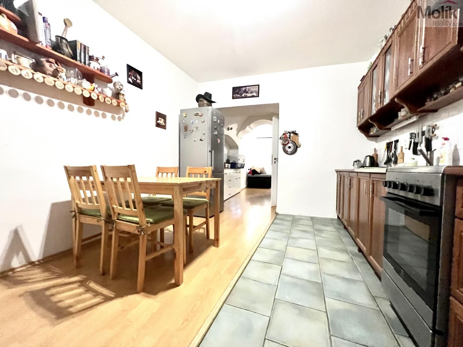 Prodej nemovitosti 200 m² - foto 28